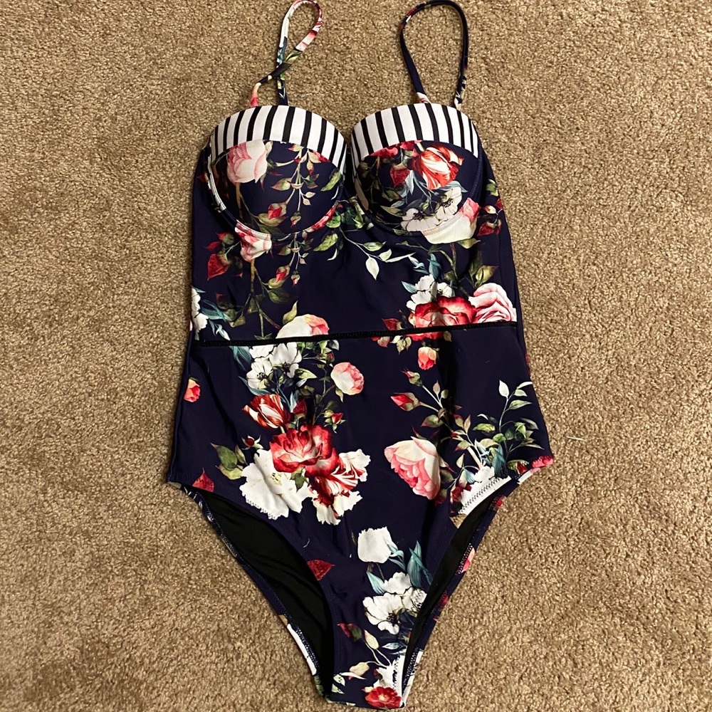 Cupshe one piece swimsuit